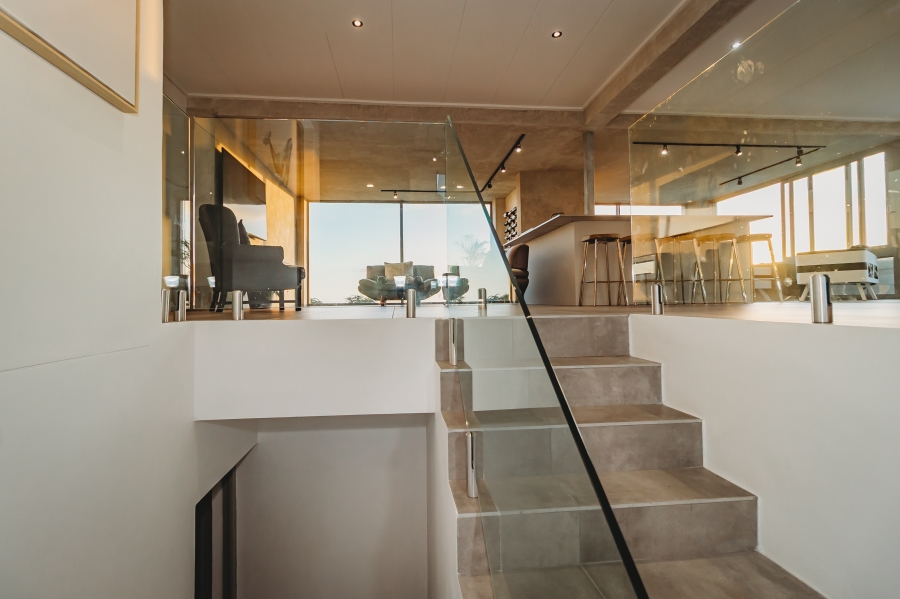 4 Bedroom Property for Sale in Herolds Bay Western Cape